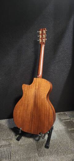 Martin Guitars GPC-16e Mahogany Acoustic/Electric Guitar With Gigbag